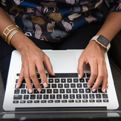 Author Img 1